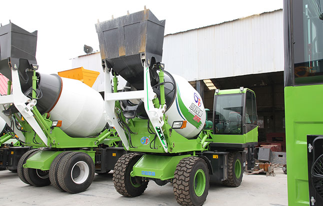 <b>一輛攪拌車合格出產(chǎn)需要達到哪些標準？</b>