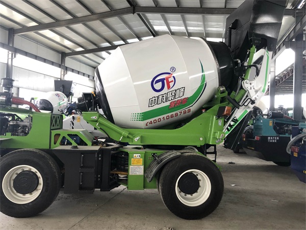 <b>降低攪拌機(jī)零件磨損需注意哪些問(wèn)題？</b>