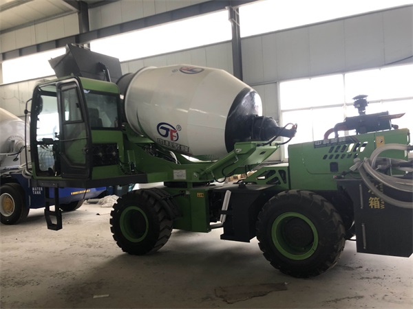 <b>混凝土攪拌車清理土渣的方法</b>