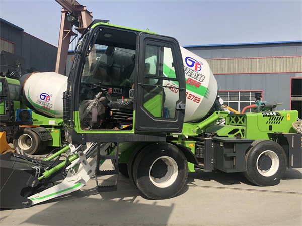 <b>混凝土攪拌車出現(xiàn)黑油可以這樣處理</b>