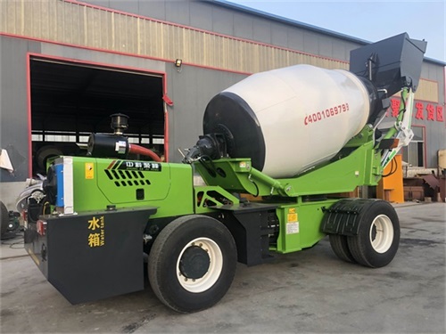 <b>自上料攪拌車運(yùn)行效率降低是因?yàn)槭裁矗?/b>