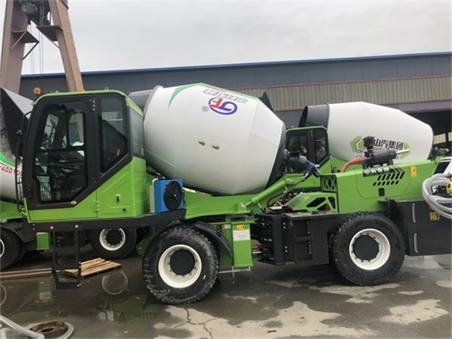 <b>自動上料混凝土攪拌車到底有多少種功能呢</b>