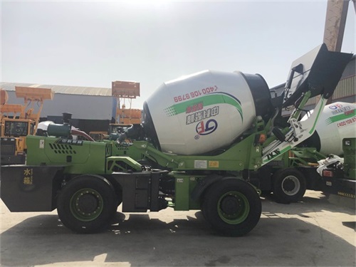 <b>你知道自動上料攪拌車損壞后的維修方法嗎？</b>