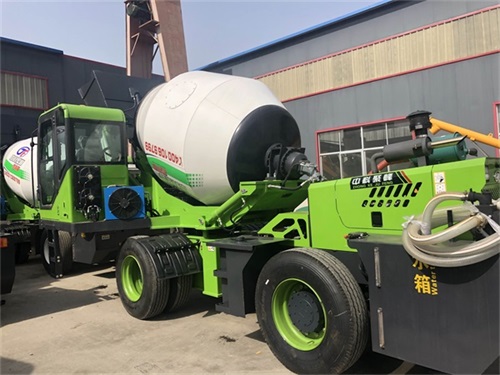 <b>如何處理混凝土自動上料攪拌車進料堵塞呢</b>